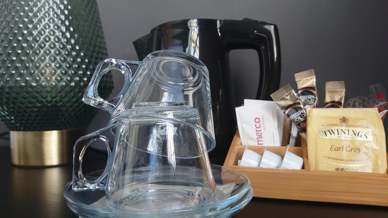 Carmen Rooms -- Boutique B&B By The Sea เนร์คา ภายนอก รูปภาพ