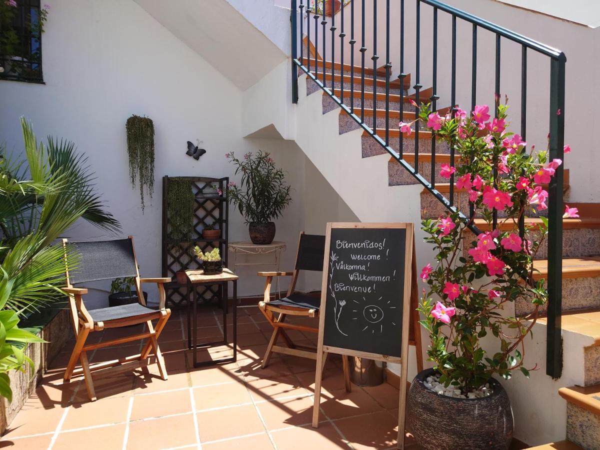 Carmen Rooms -- Boutique B&B By The Sea เนร์คา ภายนอก รูปภาพ