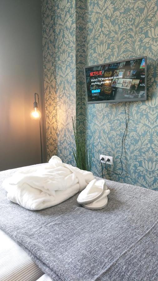 Carmen Rooms -- Boutique B&B By The Sea เนร์คา ภายนอก รูปภาพ